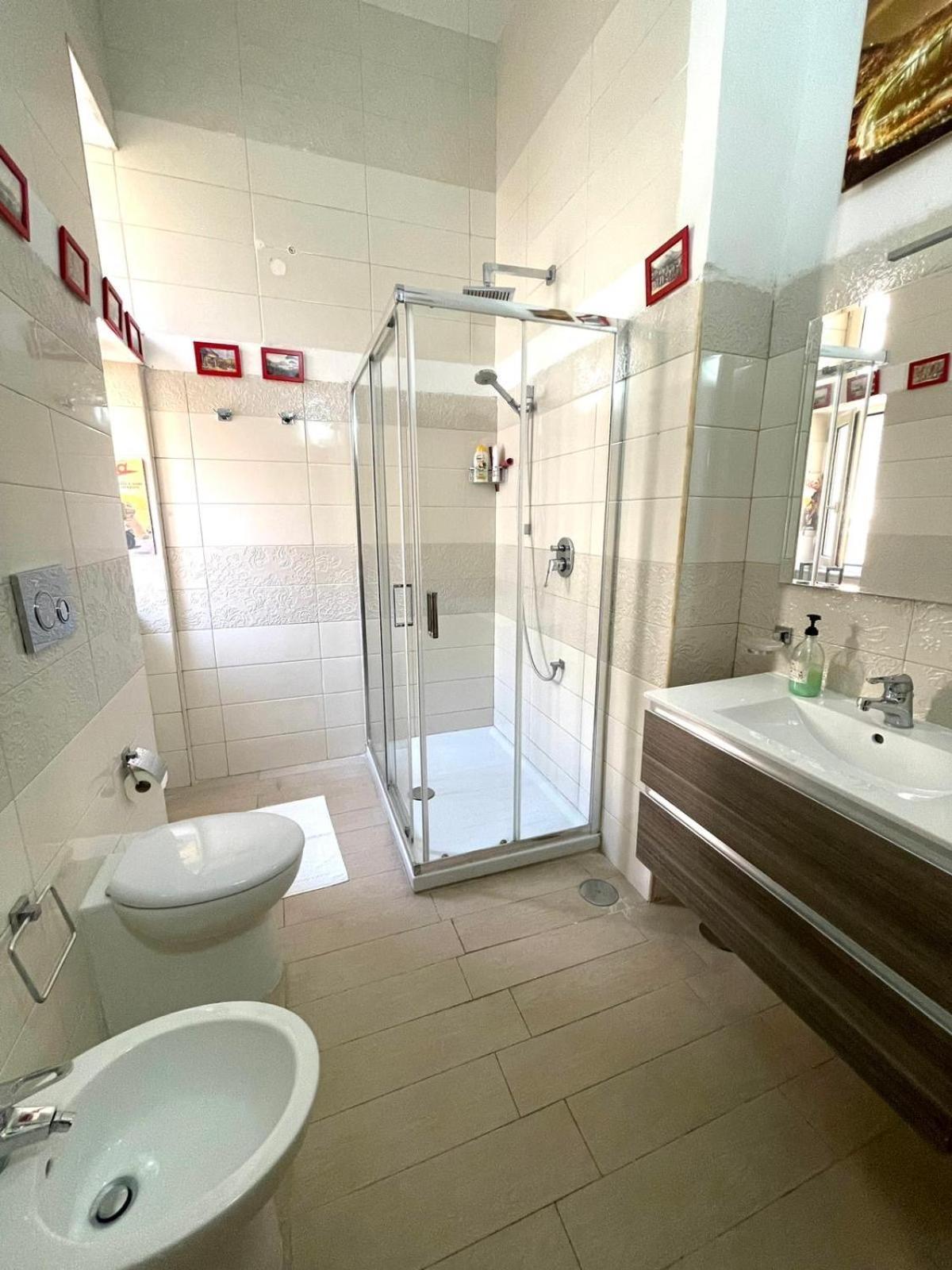 Ginevra'S Apartment نابولي المظهر الخارجي الصورة