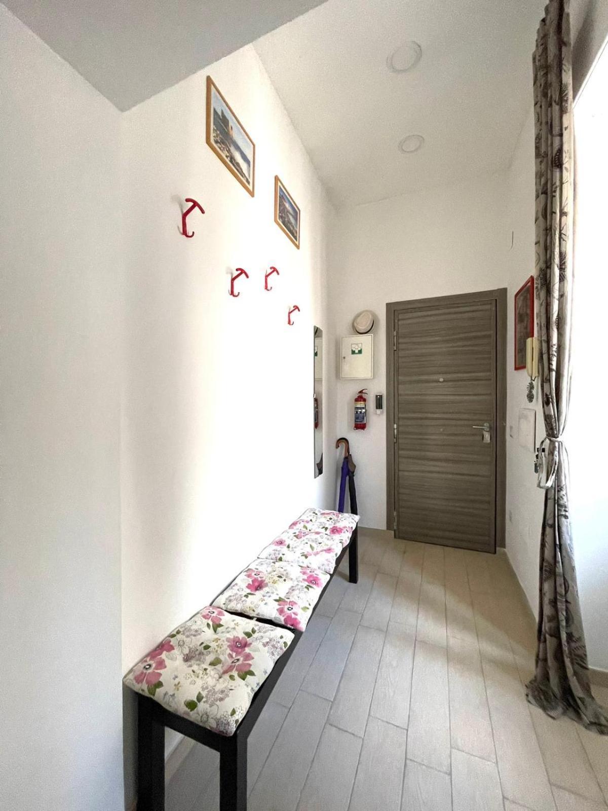 Ginevra'S Apartment نابولي المظهر الخارجي الصورة