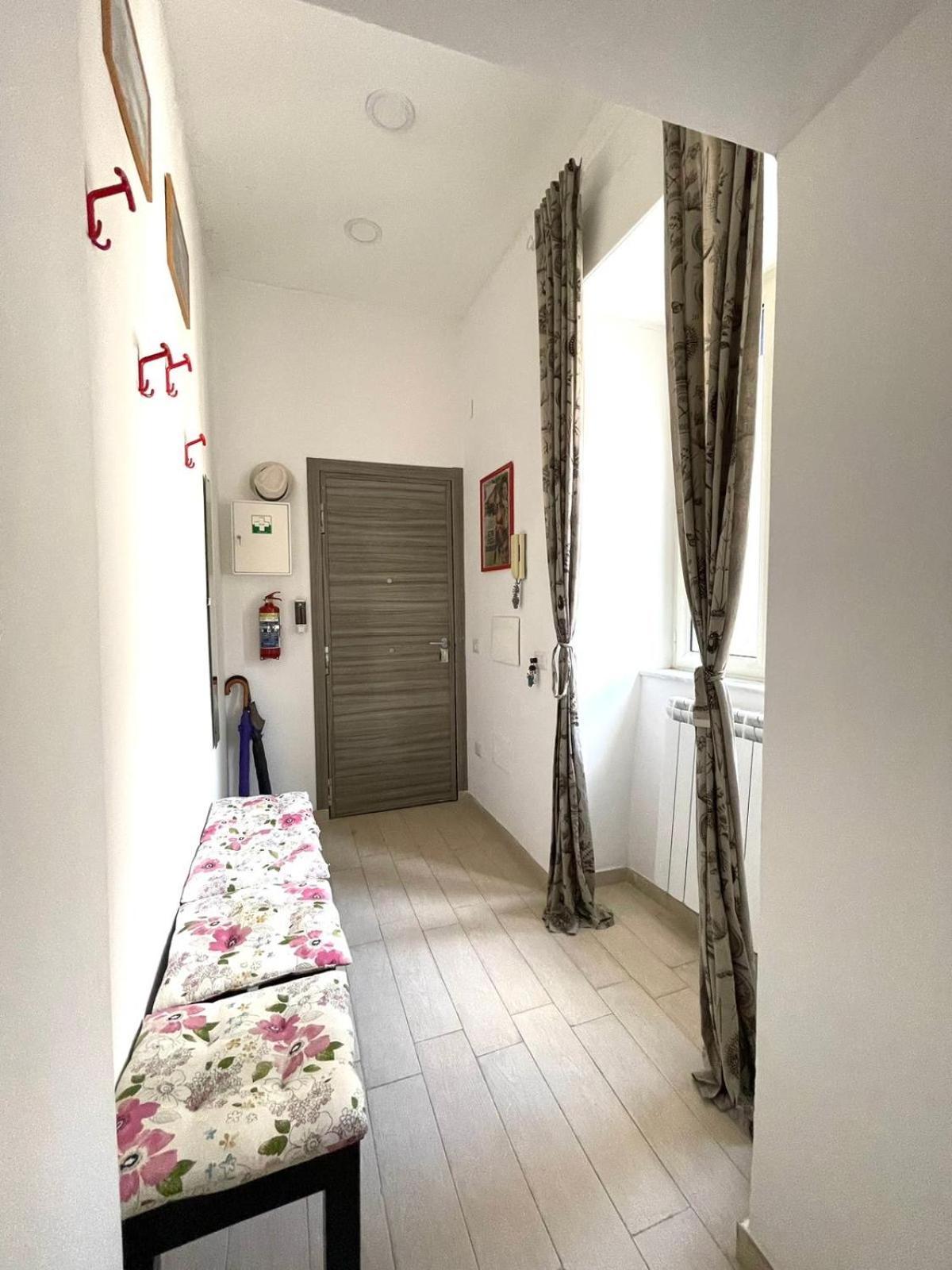 Ginevra'S Apartment نابولي المظهر الخارجي الصورة