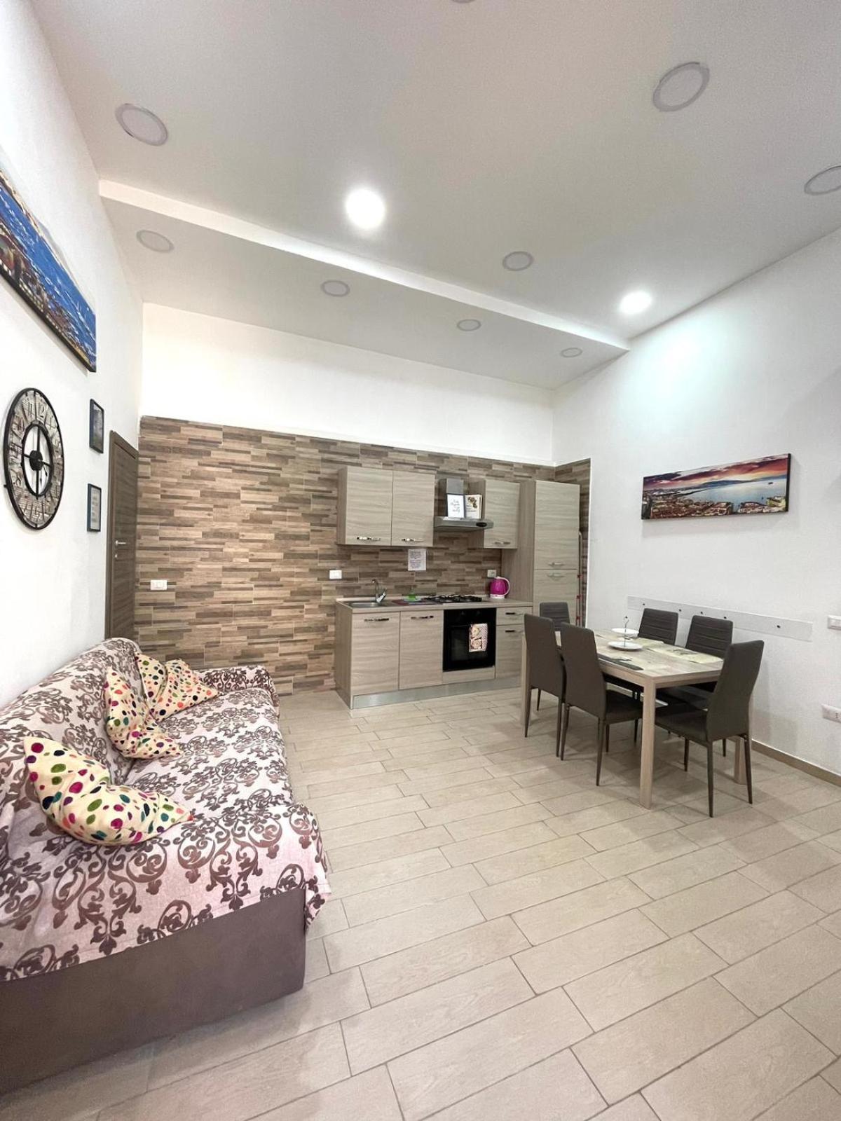 Ginevra'S Apartment نابولي المظهر الخارجي الصورة