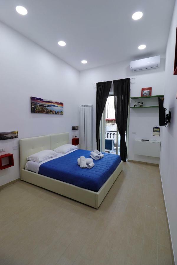 Ginevra'S Apartment نابولي المظهر الخارجي الصورة